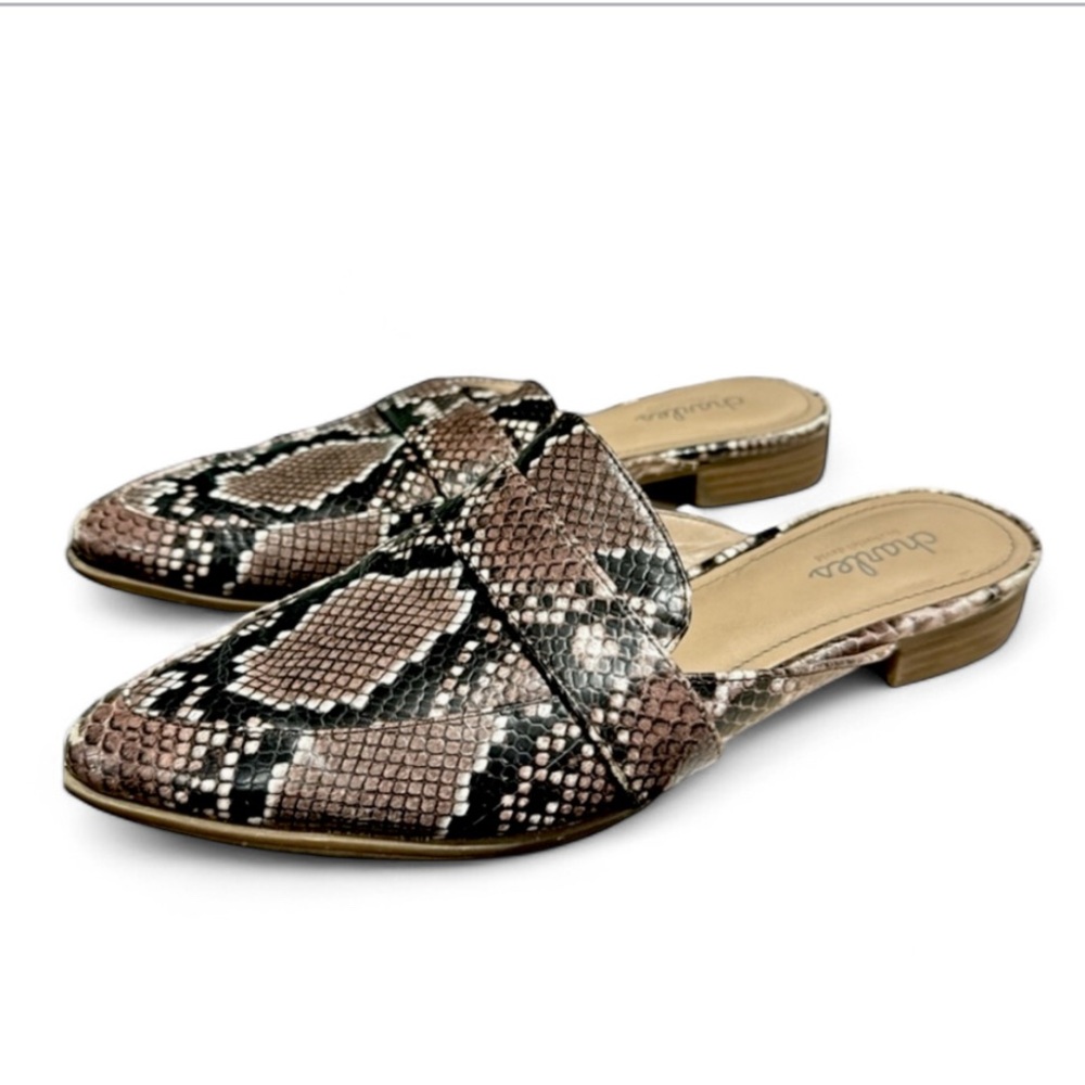 🌻 Charles David Snake Print Leather Mules Size 11 New